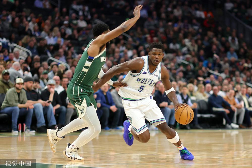 一寸草地上 一寸草地上