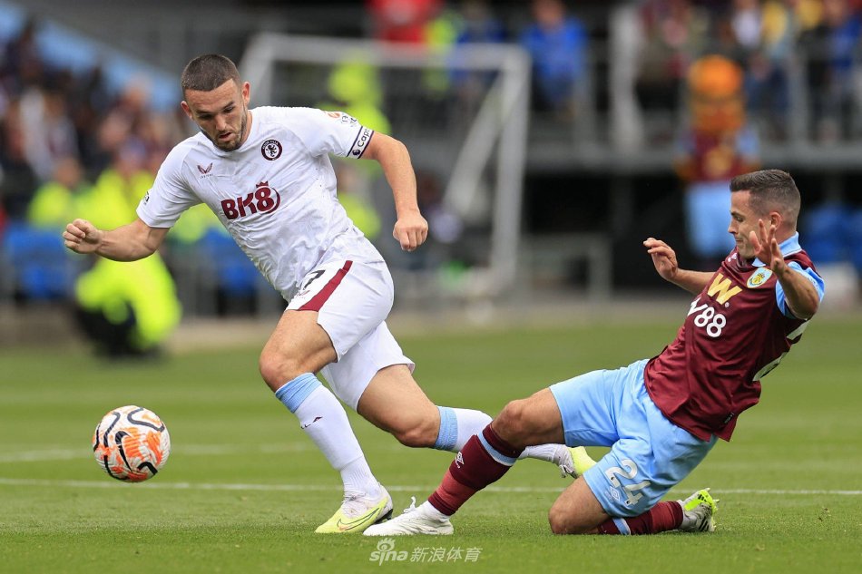 展现了他的 展现了他的