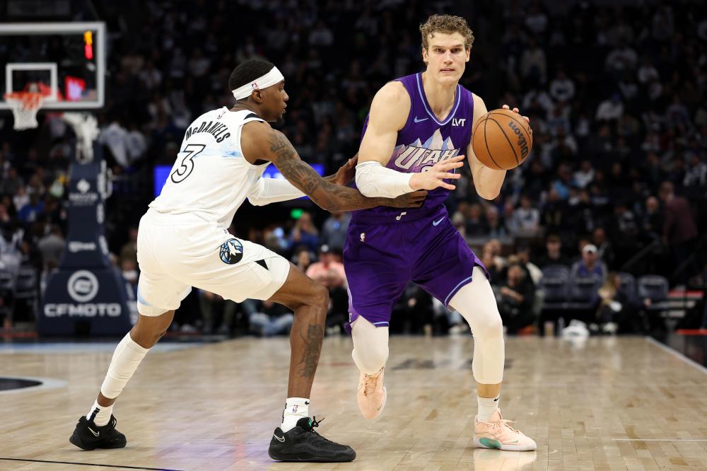 也加深了球 也加深了球